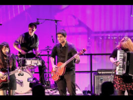 Eva and The Vagabonds are back!