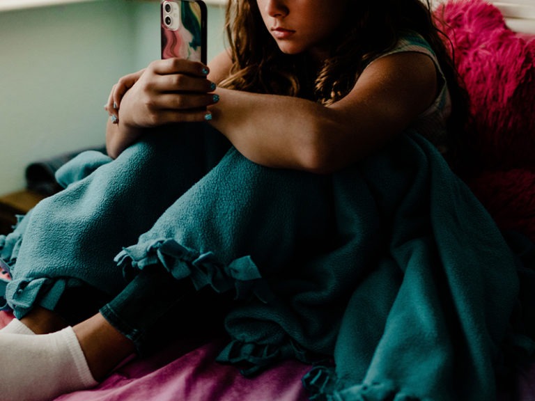 Beat a Cyberbully: Here’s How Parents Can Help