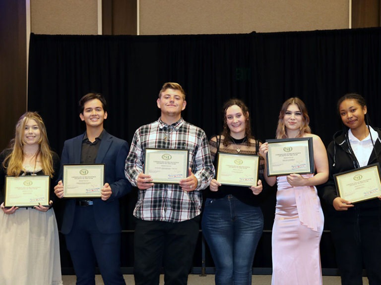 San Jacinto Valley students of the year honored at “Night of the Stars”
