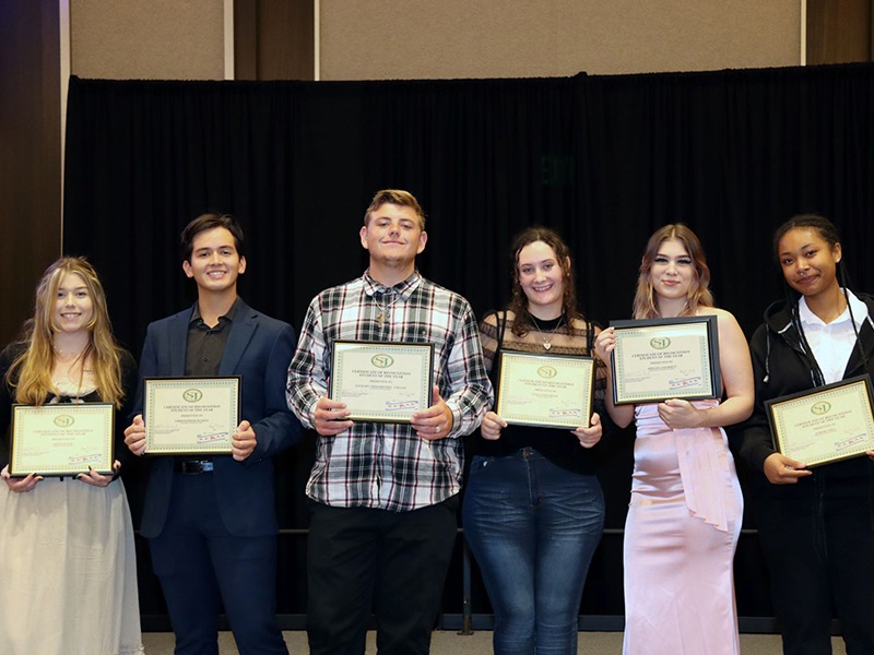 San Jacinto Valley students of the year honored at “Night of the Stars ...