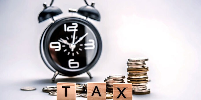 tax-8x4