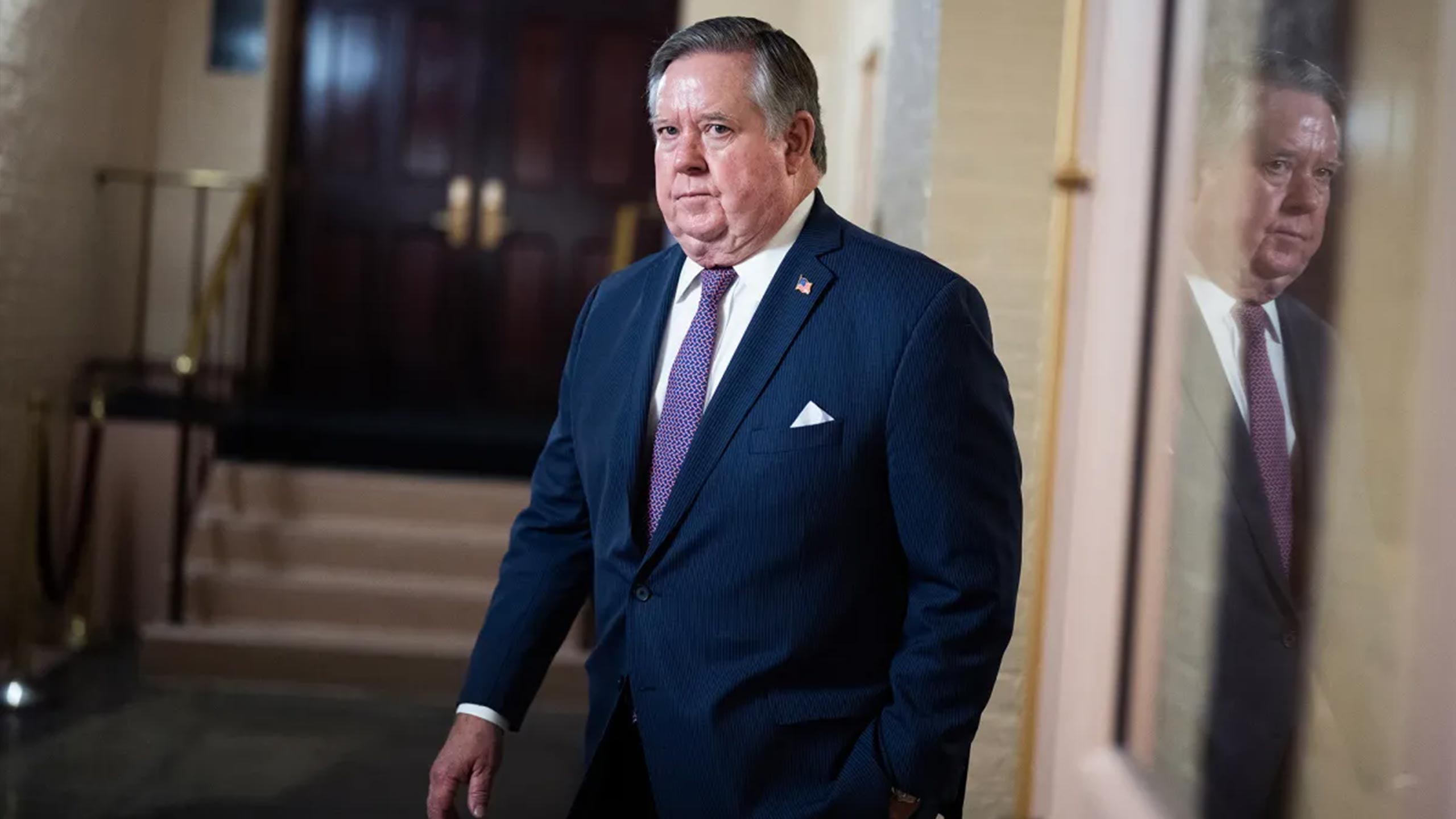 Eight candidates take run at longtime lawmaker