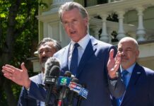 Newsom ramps up California redistricting threat as Texas weighs new Republican maps