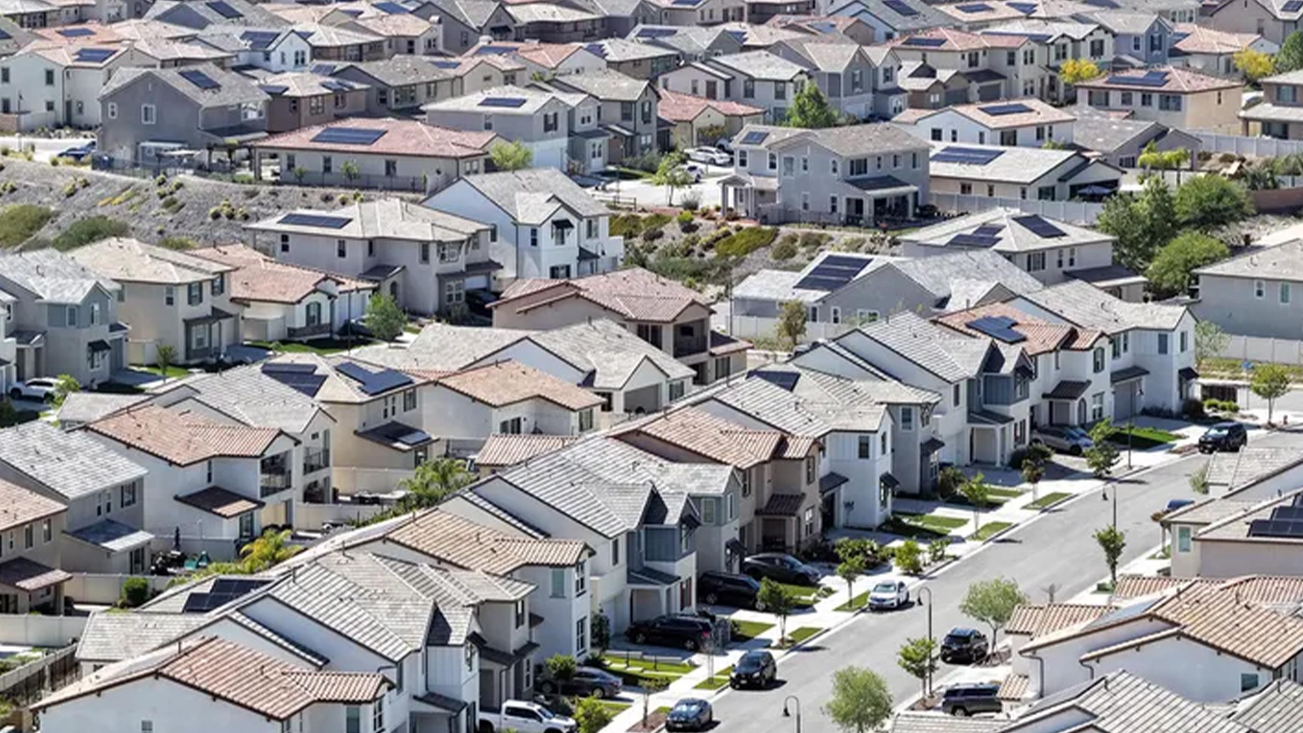 California Housing Market Faces Slow Progress Despite Increased Inventory
