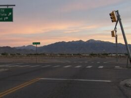 Damaged traffic signal pole at SR-74 and Florida Avenue in Valle Vista